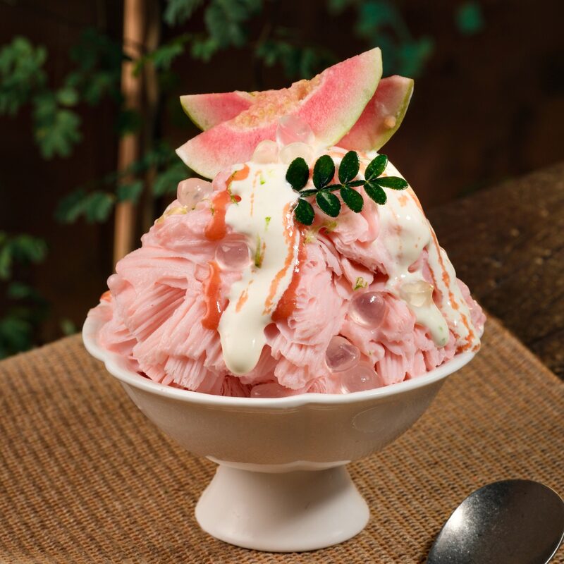 Pink Guava Bingsu